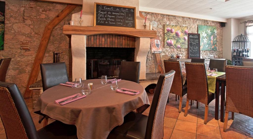 Logis Hotel - Les Pasteliers Lavaur  Kültér fotó